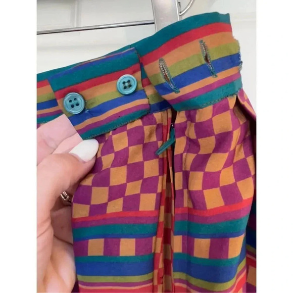 vintage Liz Claiborne red Art Deco fit and flair midi skirt size S-M - Picture 3 of 10